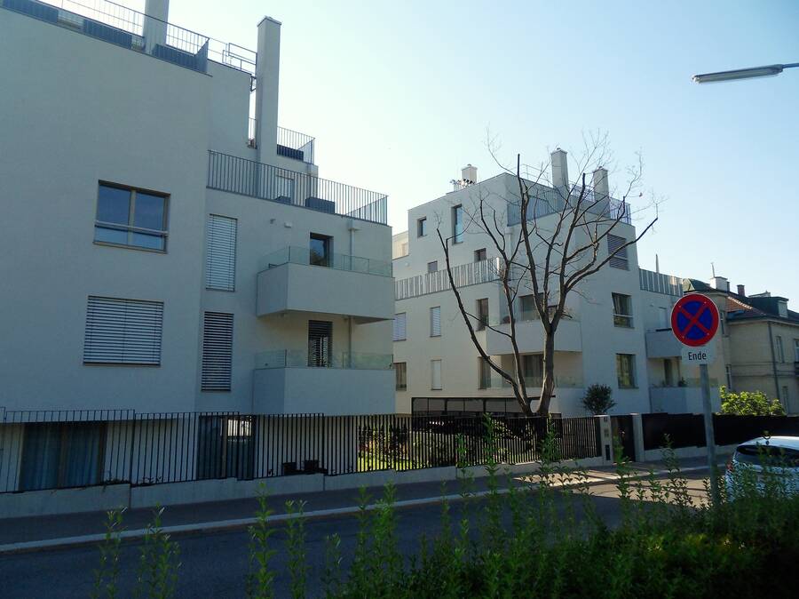 Vienna Compound Housing: Upper Compound Vienna Compound Housing: Upper Compound