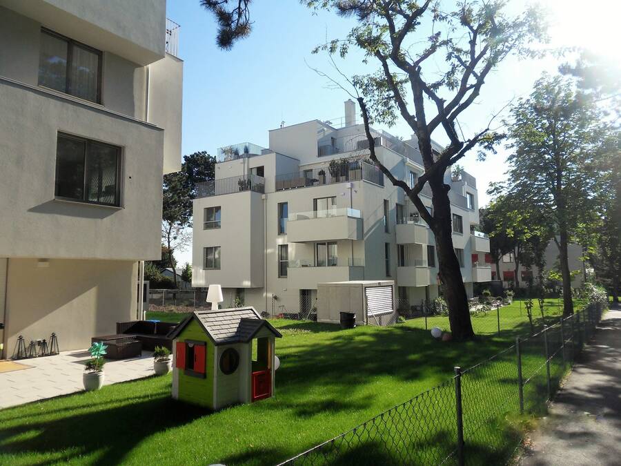 Vienna Compound Housing: Upper Compound Vienna Compound Housing: Upper Compound