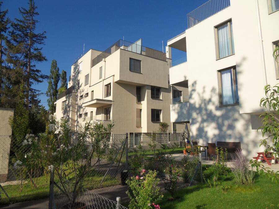Vienna Compound Housing: Lower Compound Vienna Compound Housing: Lower Compound